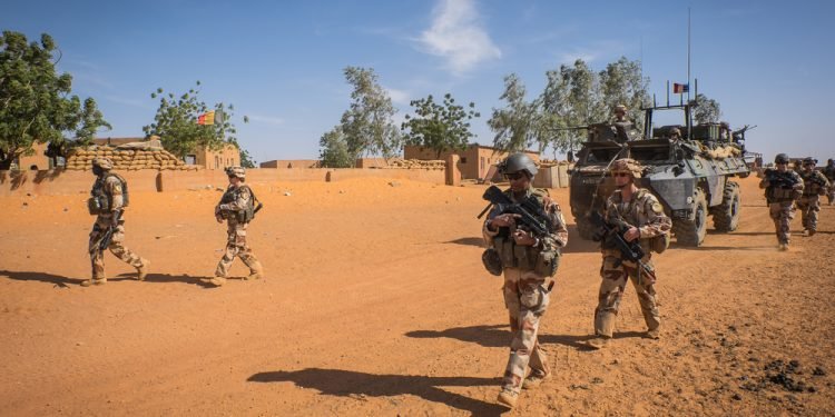 Ansongo, Mali - December 2015 : Daily life of french soldiers of barkhane military operation in Mali (Africa) launch in 2013 against terrorism in the area.