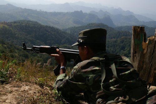 Soldier of the Shan State Army (South) on a frontline position. Loi Tai Leng, Myanmar - 12.09.2007
