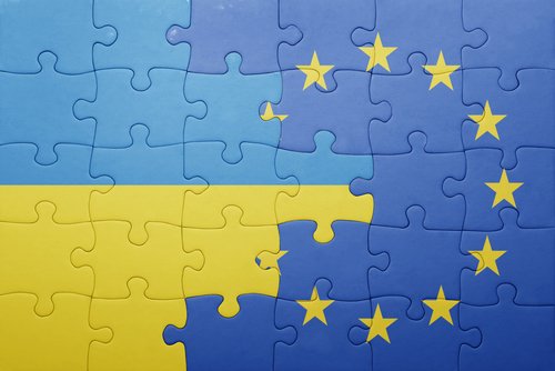 Puzzle,With,The,National,Flag,Of,Ukraine,And,European,Union