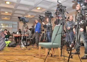 Kiev,,Ukraine,Ã¢â?â?,6,December,2013:,Unknown,Journalists,Prepare,To