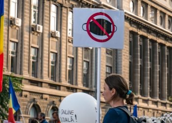 Bucharest/romania,-,09.19.2020:,Woman,Holding,A,Sign,Board,With,The