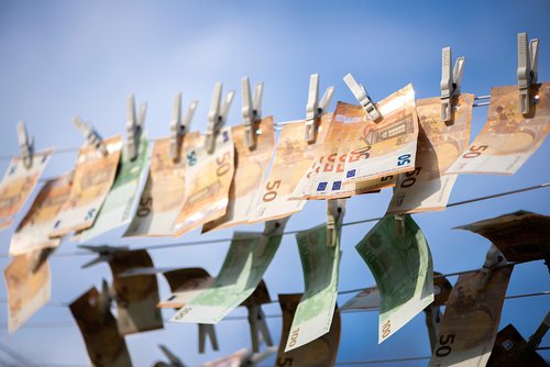 100,And,50,Euro,Banknotes,Drying.,Washed,Euro,Paper,Bills.