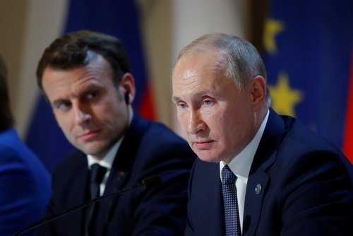 11-21-21,usa:,Macron,,Putin,Agree,On,Need,To,De-escalate,Migration,Crisis