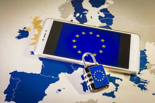 Padlock,Over,A,Smartphone,And,Eu,Map,,Symbolizing,The,Eu