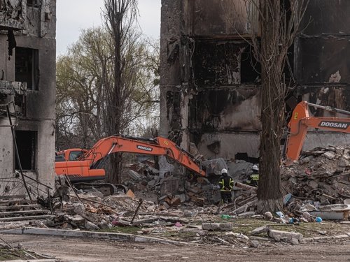 Borodyanka,,Ukraine,-,April,2022:,View,Of,Excavator,Working,On