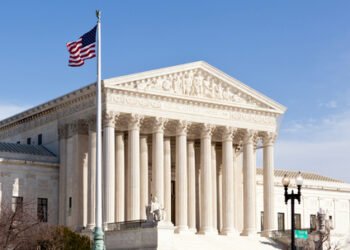 Facade,Of,Us,Supreme,Court,In,Washington,Dc,On,Sunny