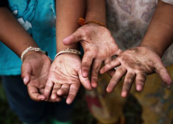 Children,Raising,Hands.