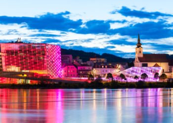 Linz,,Austria,-,May,14,,2017:,The,Ars,Electronica,Center