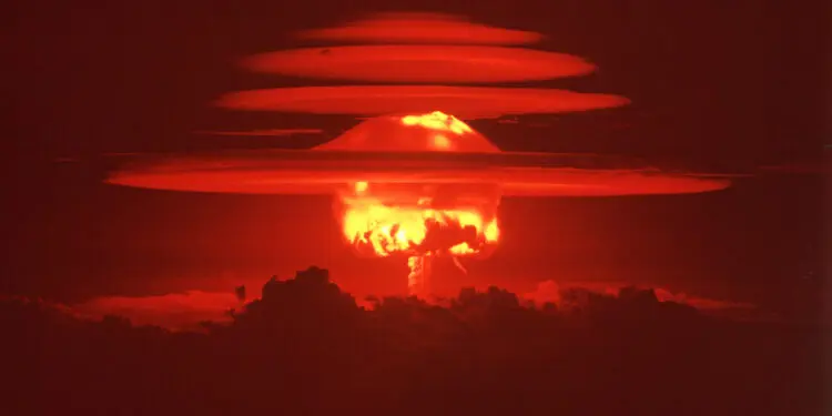 Mushroom cloud from the world's first hydrogen fusion blast.