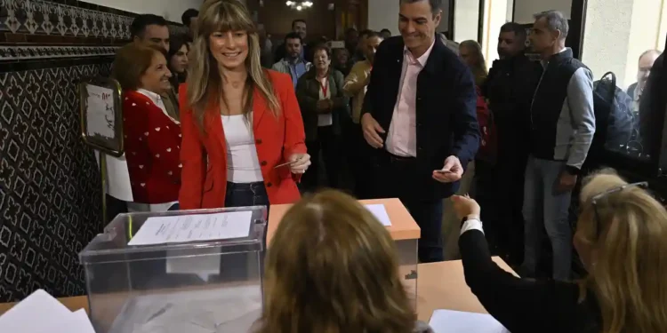 Spain’s conservative opposition heading for emphatic win in regional polls