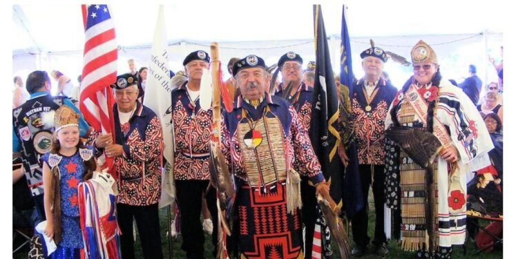 Grand Ronde tribal members