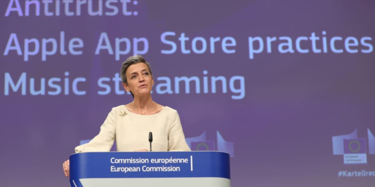 EU Commission Launches Investigations into Tech Giants Apple, Alphabet, and Meta under New Digital Markets Act