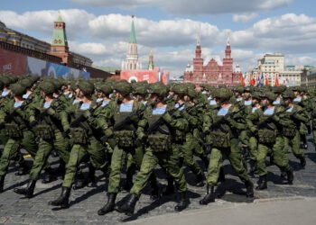 FILE PHOTO: Russian service members take part in a military parade on Victory Day, which marks the 78th anniversary of the victory over Nazi Germany in World War Two, in Red Square in central Moscow, Russia May 9, 2023. Pelagiya Tikhonova/Moscow News Agency/Handout via REUTERS/File Photo