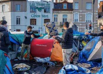 Undocumented Women and Children Evicted from Ex-Monty Hotel in Brussels